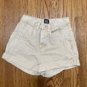 Women's Cream Shorts